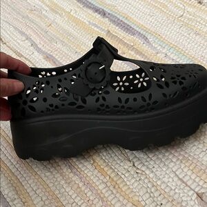 Melissa Women's Black Cutout Flats